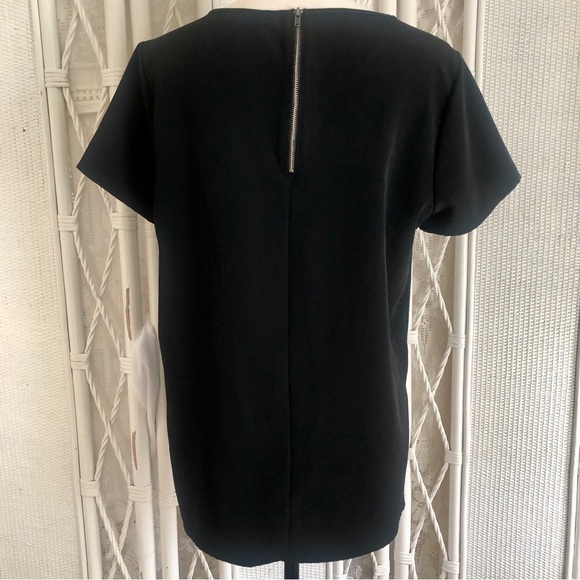Forever 21 Top Black Bold Zip Back Blouse Short Sleeves size Large - Picture 5 of 13